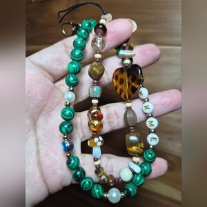 Glam Girl Fashion Green and Brown Beaded Key Holder